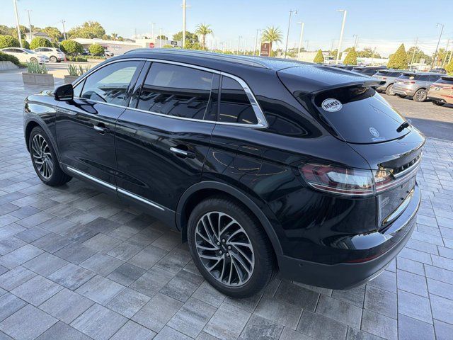 Used 2019 Lincoln Nautilus Reserve FWD image 3
