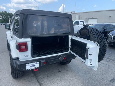 Used 2021 Jeep Wrangler Unlimited Rubicon AWD/4WD image 17