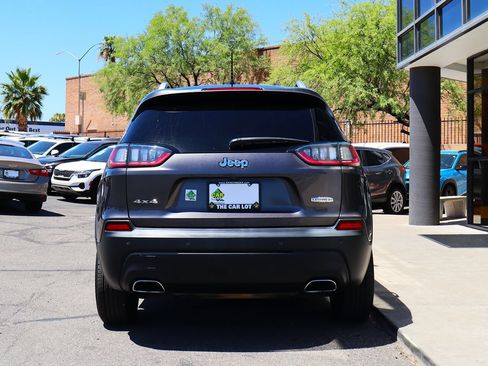 Used 2021 Jeep Cherokee Latitude Lux w/ Comfort/Convenience Group AWD/4WD image 11