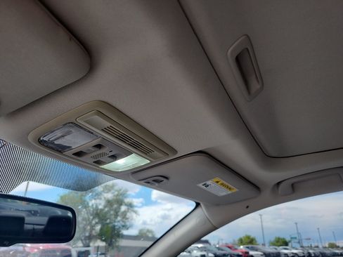 Used 2018 Honda Civic EX-L image 27