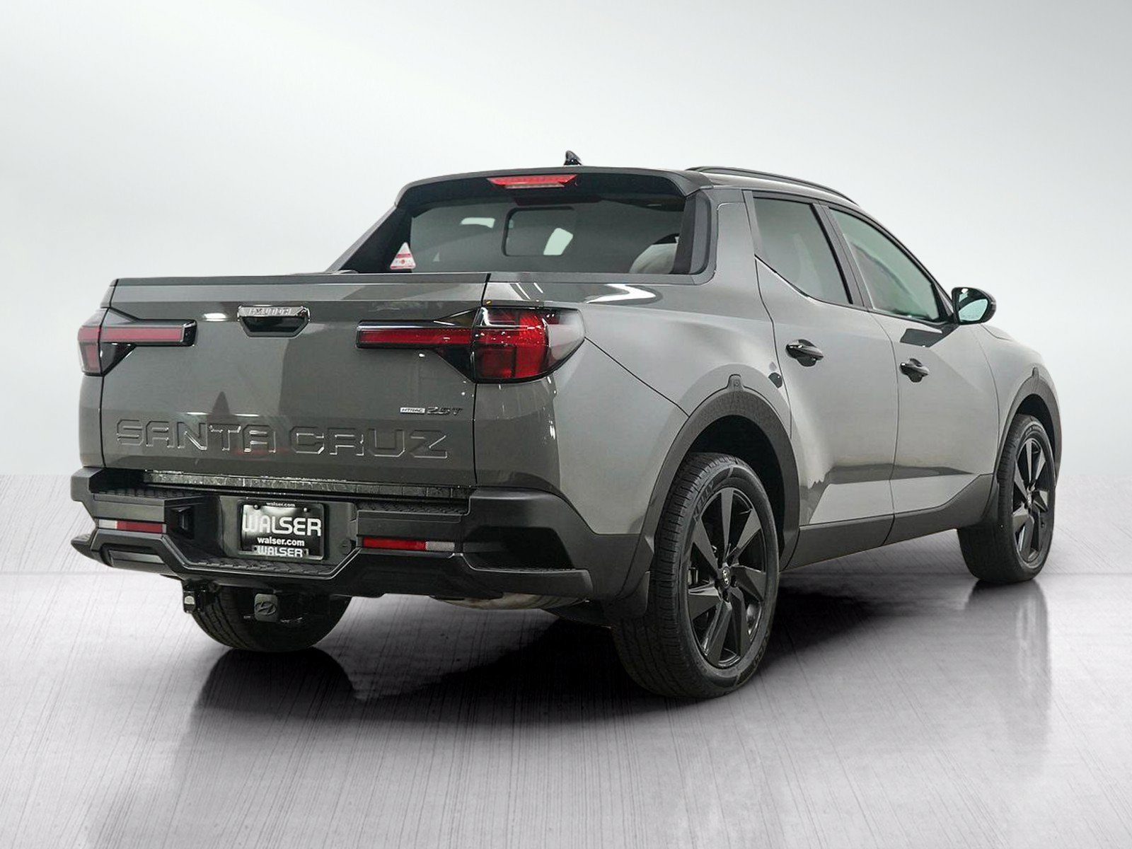 Used 2024 Hyundai Santa Cruz Night AWD/4WD image 5