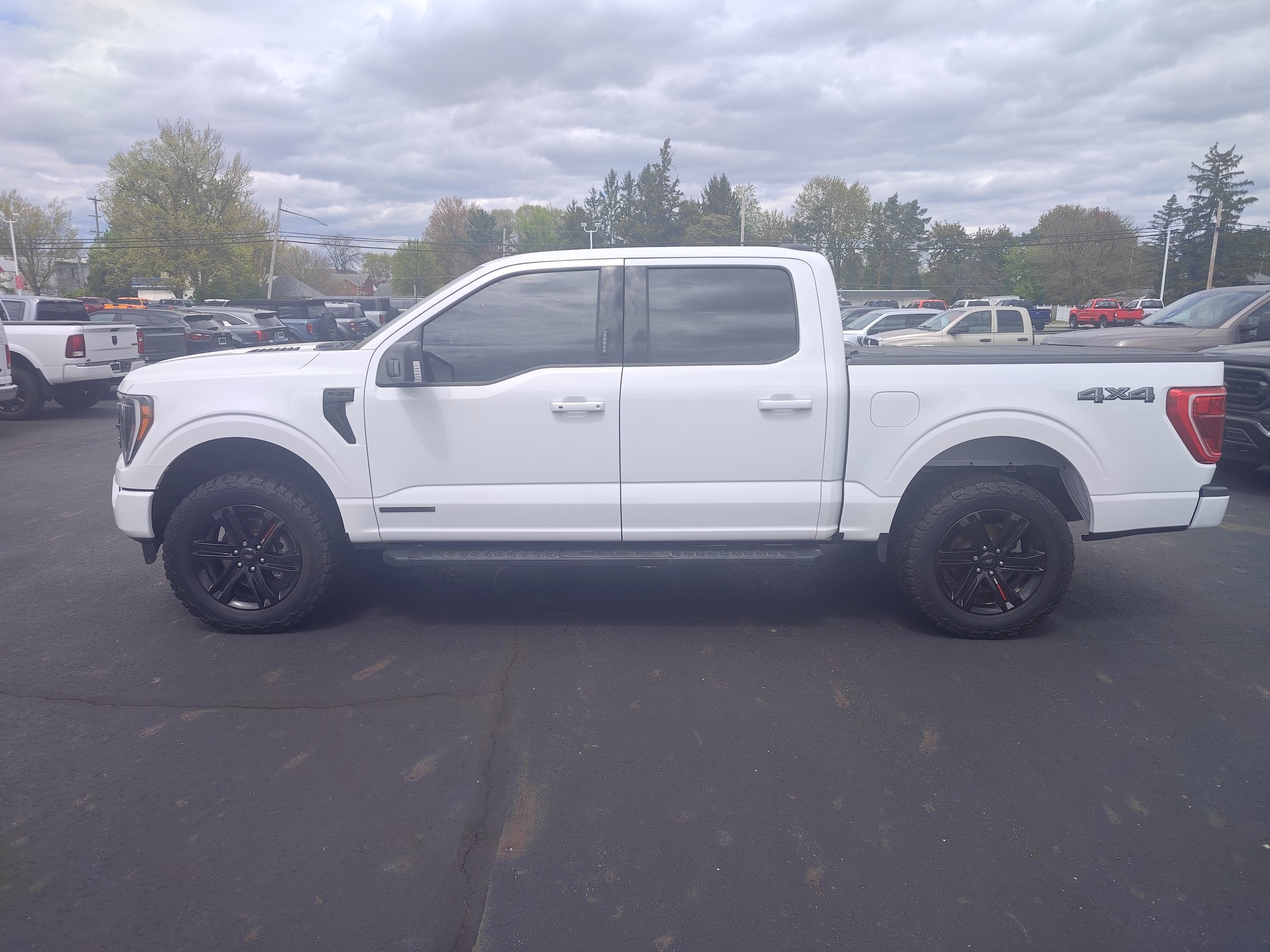 Used 2022 Ford F150 XLT w/ Equipment Group 302A High AWD/4WD image 1