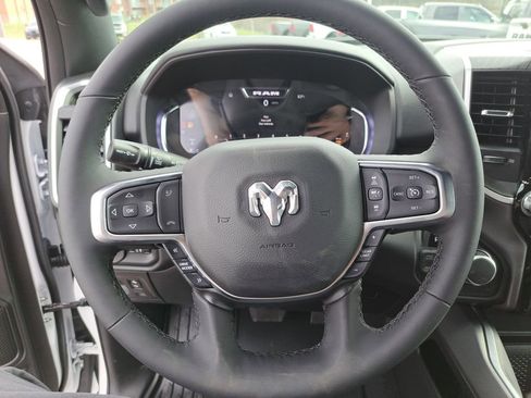 New 2026 RAM 1500 4x4 Crew Cab image 24