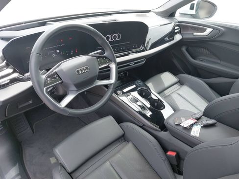 Used 2025 Audi A5 2.0T Premium Plus w/ Premium Plus AWD/4WD image 5