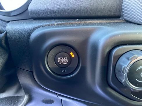 Used 2021 Jeep Wrangler Unlimited Sahara w/ Dual Top Group AWD/4WD image 16