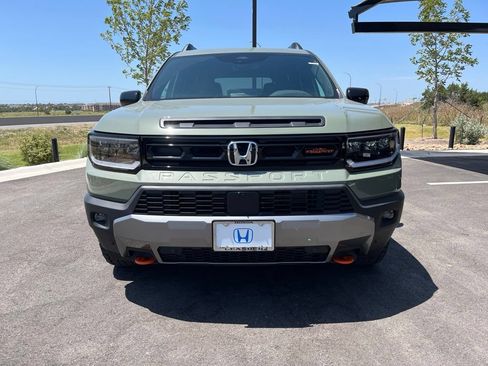 Certified 2026 Honda Passport TrailSport Elite image 2