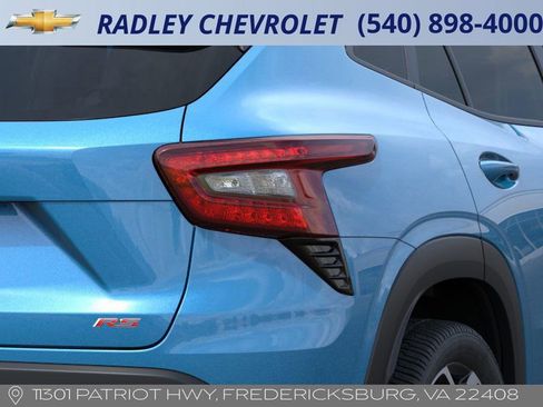 New 2026 Chevrolet Trax RS w/ Sunroof Package image 11