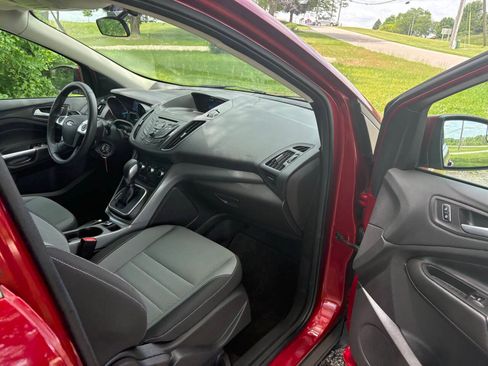 Used 2013 Ford Escape SE AWD/4WD image 31