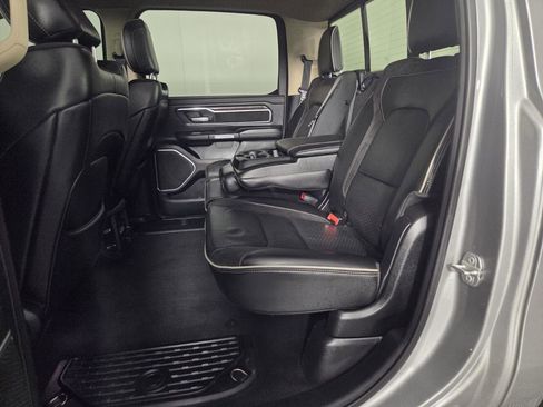Used 2019 RAM 1500 Laramie AWD/4WD image 25