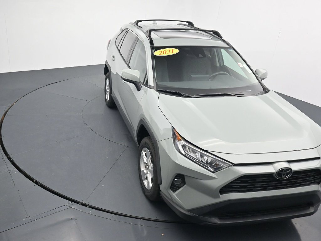 Used 2021 Toyota RAV4 XLE w/ Convenience Package AWD/4WD image 24