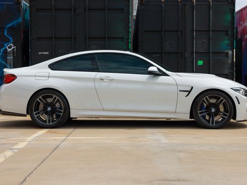 Used 2020 BMW M4 Coupe RWD image 17