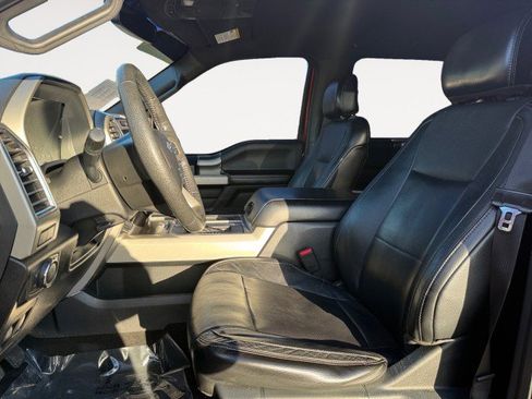 Used 2015 Ford F150 Lariat image 4