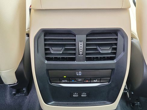 Used 2025 BMW 330i 330i image 12