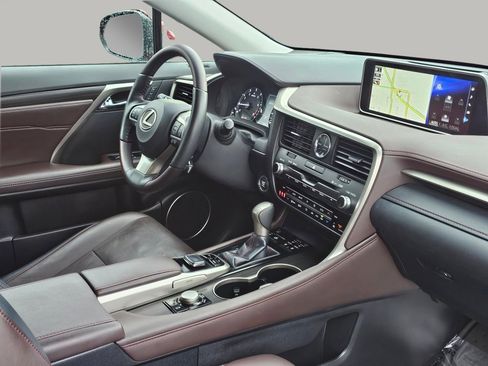 Used 2017 Lexus RX 350 350 w/ Premium Package image 27