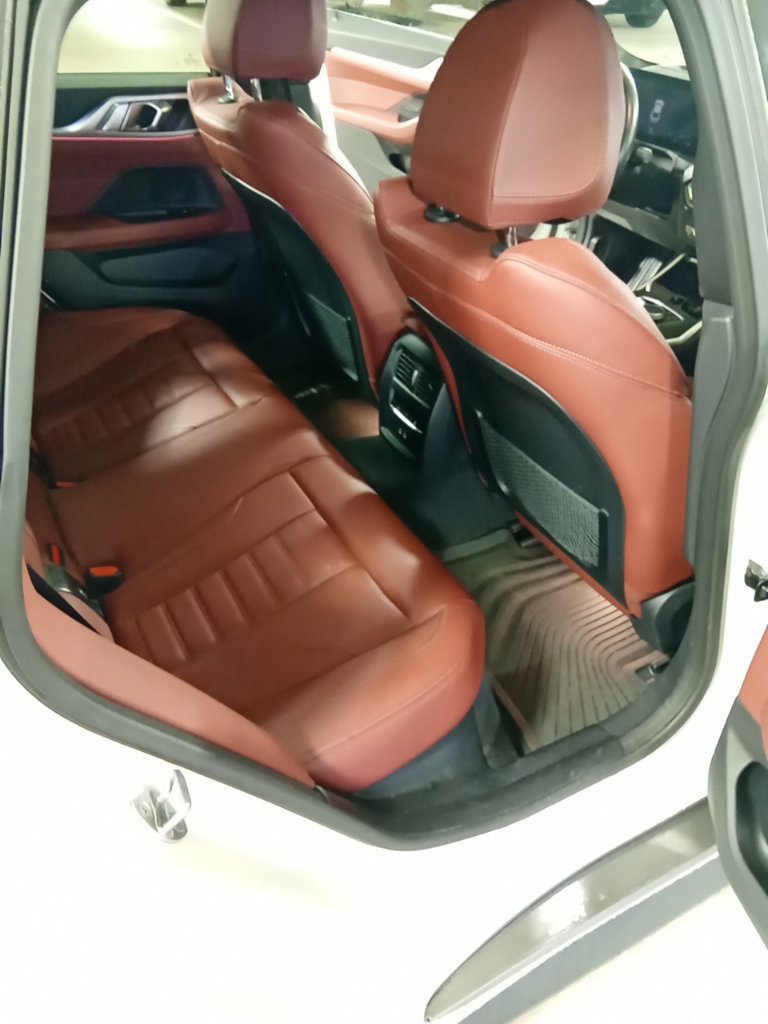 Used 2024 BMW i4 eDrive35 w/ Premium Package RWD image 12