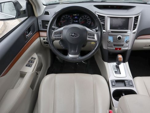 Used 2013 Subaru Outback 2.5i Limited image 31