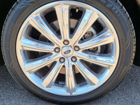 Used 2014 Ford Flex Limited w/ Equipment Group 303A AWD/4WD image 17