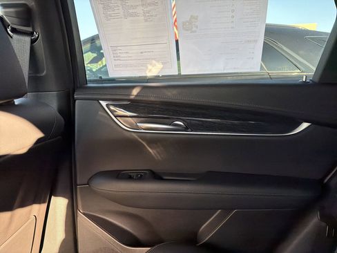 Certified 2022 Cadillac XT5 Premium Luxury image 27