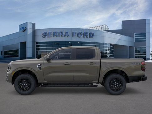 New 2026 Ford Ranger Lariat w/ Black Appearance Package AWD/4WD image 3