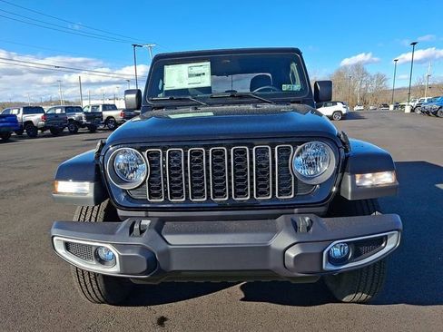 New 2026 Jeep Gladiator Sport AWD/4WD image 5
