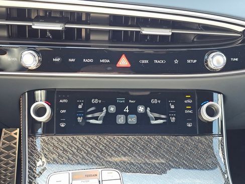 New 2026 Genesis GV70 3.5T Sport Prestige image 16