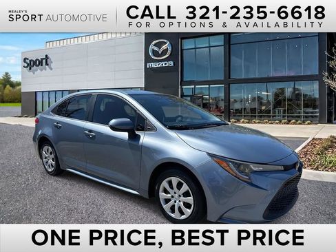 Used 2020 Toyota Corolla LE image 1