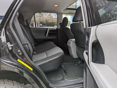 Used 2012 Toyota 4Runner Trail AWD/4WD image 34