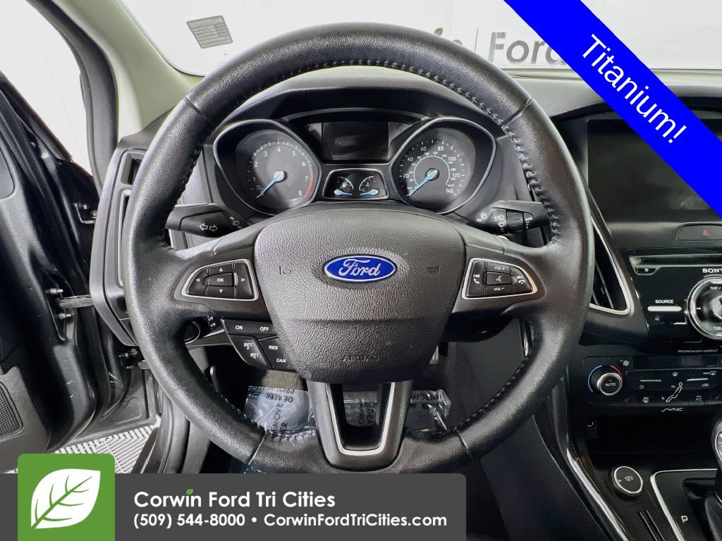 Used 2015 Ford Focus Titanium FWD image 7