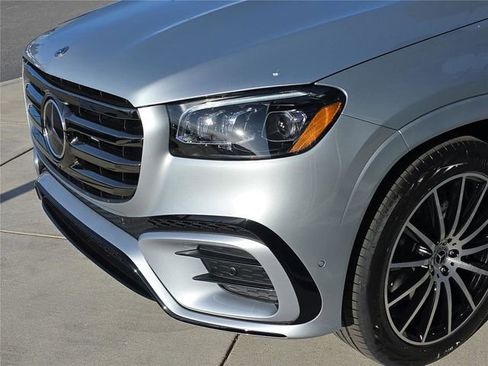 New 2026 Mercedes-Benz GLS 450 4MATIC image 20