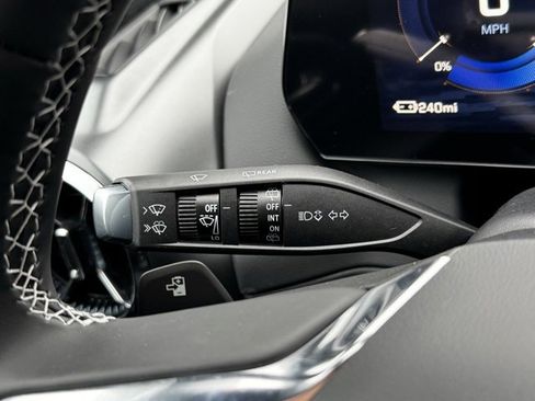 New 2026 Chevrolet Equinox EV LT image 26