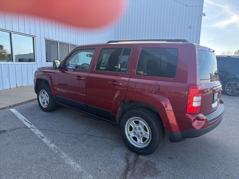Used 2016 Jeep Patriot Sport w/ Power Value Group image 7