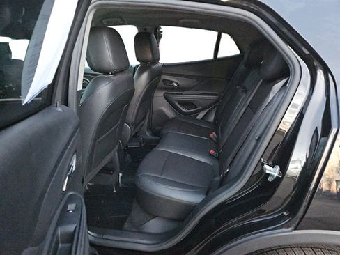 Used 2021 Buick Encore Preferred image 11