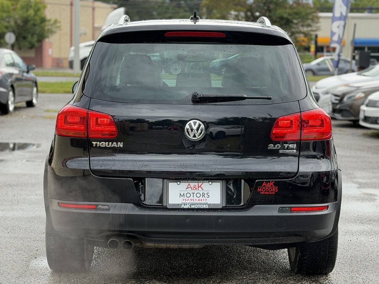Used 2012 Volkswagen Tiguan SEL AWD/4WD image 6