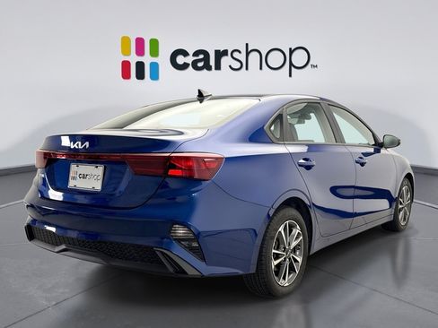 Used 2024 Kia Forte LXS w/ LXS Technology Package FWD image 5