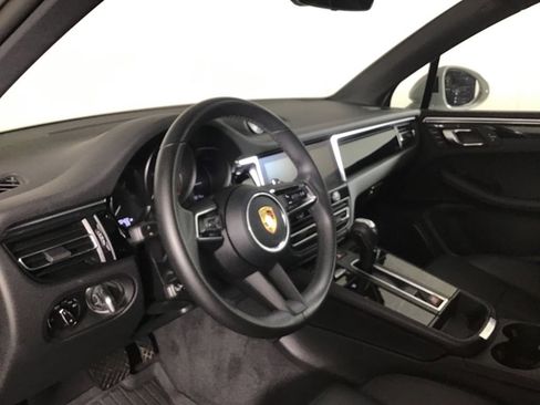 Certified 2023 Porsche Macan Turbo AWD/4WD image 6
