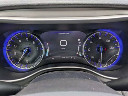 New 2027 Chrysler Pacifica Select FWD image 29
