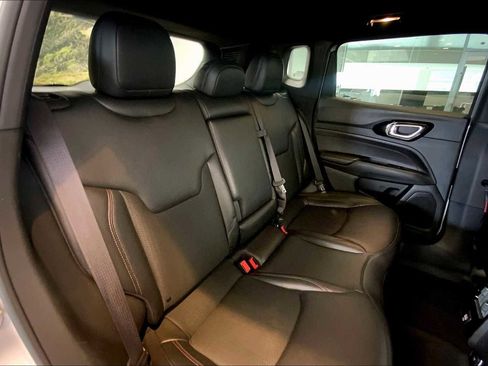 Used 2024 Jeep Compass Trailhawk image 17