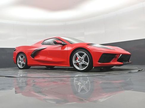 Used 2020 Chevrolet Corvette Stingray Preferred Conv w/ 2LT Preferred Equipment Group image 39