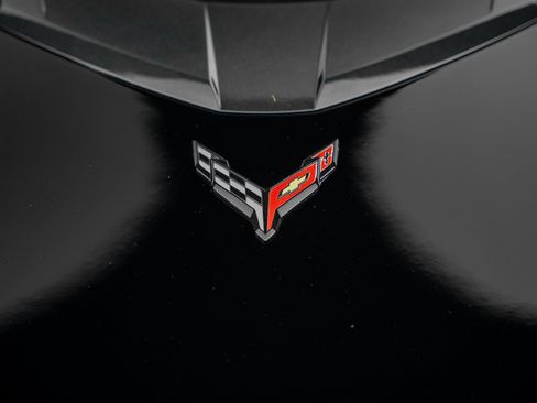 Used 2025 Chevrolet Corvette Z06 RWD image 18