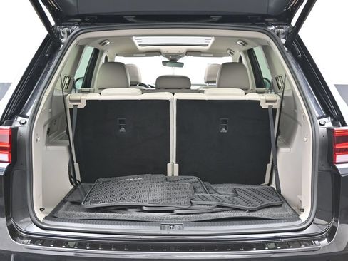 Used 2024 Volkswagen Atlas SEL AWD/4WD image 20