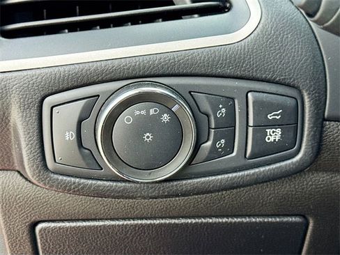 Used 2021 Ford Edge SEL w/ Convenience Package image 10