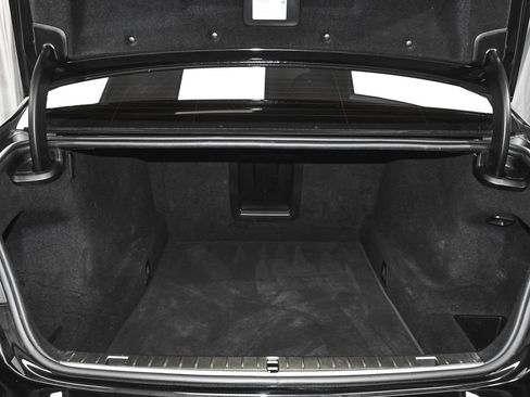 Used 2022 BMW 740i xDrive w/ M Sport Package AWD/4WD image 76
