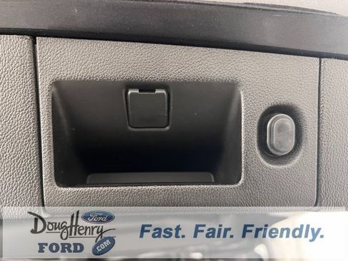 Used 2017 Chevrolet Suburban LT image 37