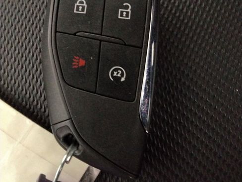 Used 2025 Chevrolet Equinox LT image 44