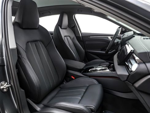 New 2026 Audi A6 Premium Plus image 7