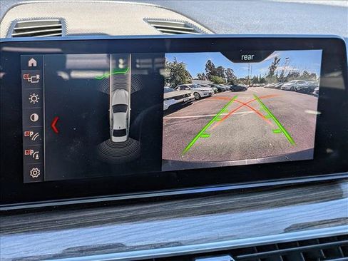 Used 2019 BMW 530e RWD image 13