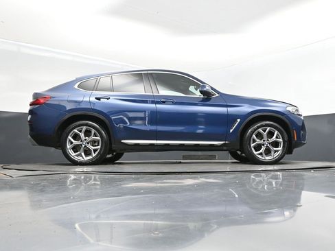 Certified 2025 BMW X4 xDrive30i image 41