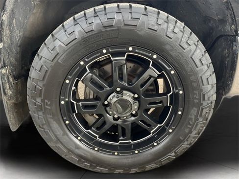 Used 2014 Toyota Tundra SR5 image 10