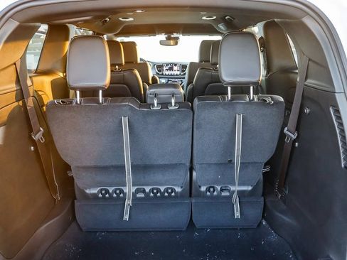 New 2027 Chrysler Pacifica Select FWD image 31