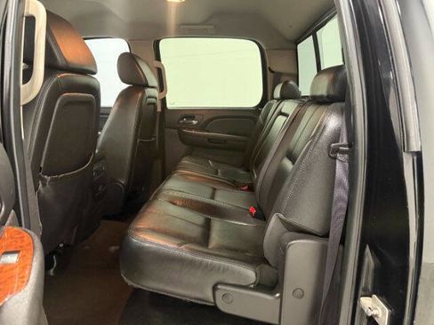 Used 2008 Chevrolet Silverado 2500 LTZ w/ Suspension Package, Off-Road image 14